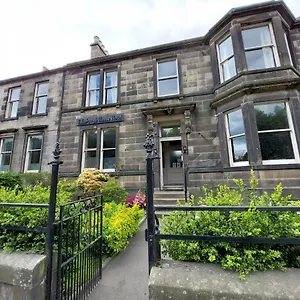 3* Otel House